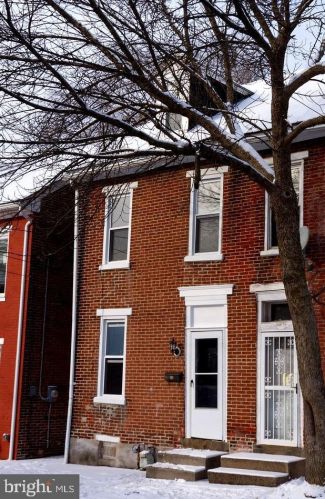 631 Walnut St, Pottstown, PA 19464-5713