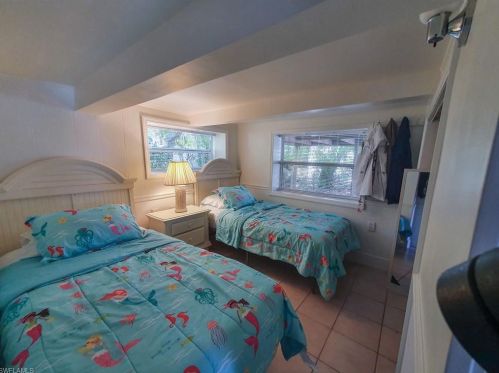 738 Matanzas Ct, Fort Myers Beach FL  33931-2120 exterior