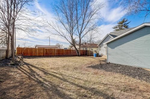 416 Carroll St, Portage WI  53901-1806 exterior