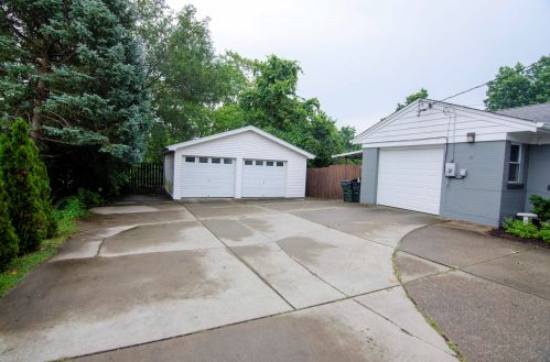 1304 Alexandria Pike, Newport, KY 41075-2526