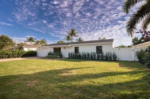 821 5th Ave, Delray Beach FL  33444-2813 exterior