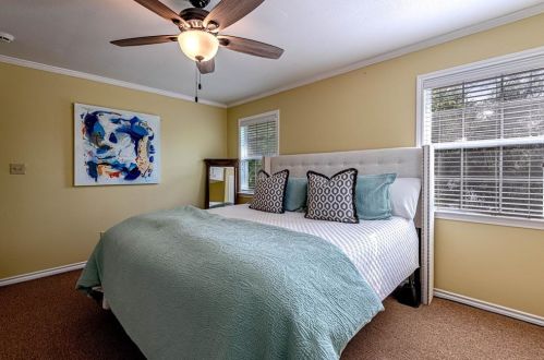 362 Marina Pl, Chita TX  75862-8211 exterior
