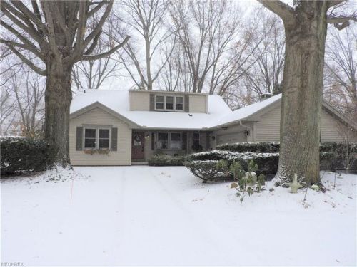 1659 Westhill Blvd, Cleveland, OH 44145-2515
