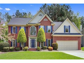 353 Lake Forest Ct, Lawrenceville GA  30043-2390 exterior