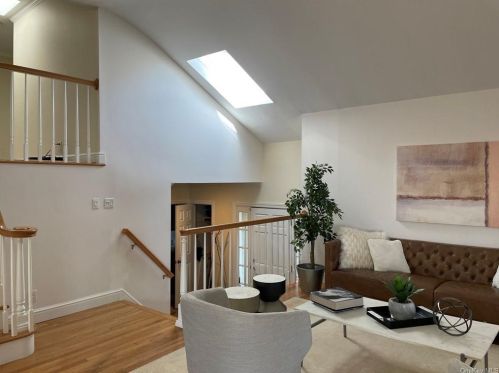 92 Highland Rd, Scarsdale, NY 10583-1808