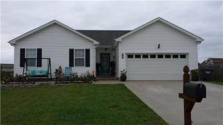 1339 Loren Cir, Clarksville, TN 37042-5517