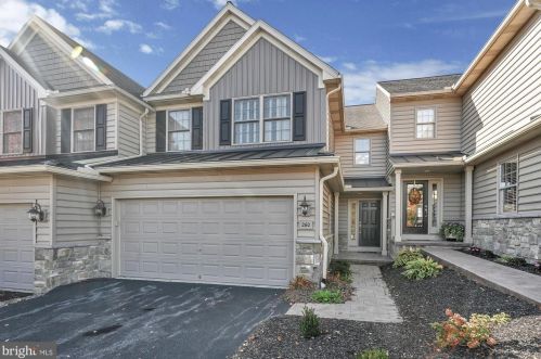 260 Fieldcrest Ln, Ephrata, PA 17522-2926