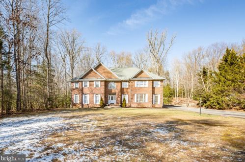 5 Johnson Mill Rdg, Fredericksburg, VA 22406-5443