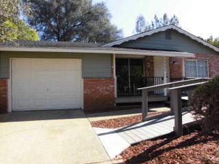 1357 Jeffries St, Anderson, CA 96007-4018