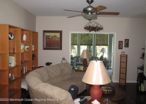 20 Plymouth Ct, Jackson Twp NJ  08527-6415 exterior