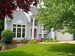 329 Bond Lake Dr, Cary, NC 27513-4752