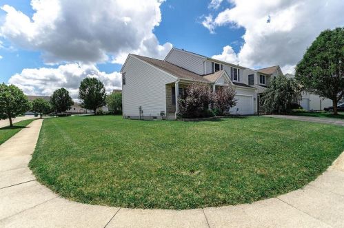 8155 Willow Brook Crossing Dr, Blacklick, OH 43004-5006
