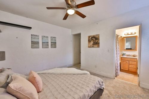 981 Lincoln Ave, El Cajon CA  92020-6426 exterior