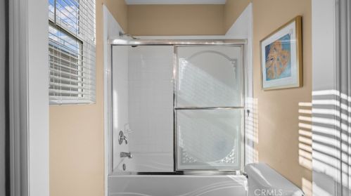 28341 Brookview Ter, Santa Clarita CA  91350-4446 exterior