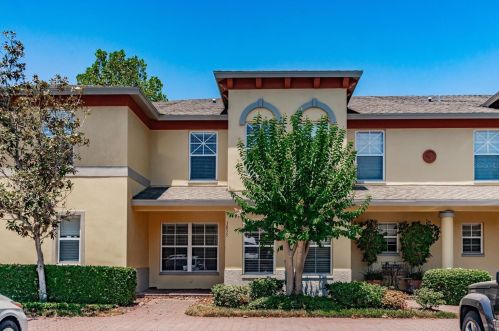 3855 Mariner Dr, Saint Petersburg, FL 33705-6448