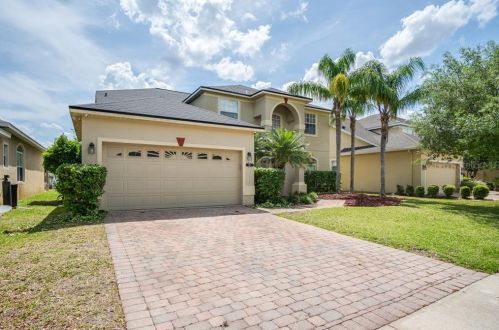 201 Kays Landing Dr, Sanford, FL 32771-7783
