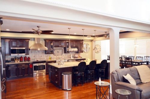 534 Paradise, Galveston TX  77554-6189 exterior