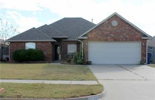 704 Carson Dr, Mustang, OK 73064-3578