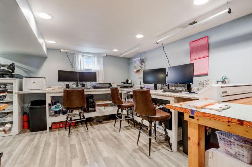 3221 98, Milwaukee WI 53214-2637 exterior