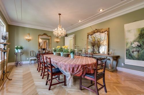 1410 Wolver Hollow Rd, Muttontown NY  11771-4306 exterior