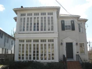 5526 Galvez St, New Orleans LA  70125-4704 exterior