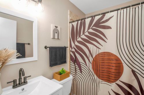 34 6th St, Shalimar FL  32579-1844 exterior