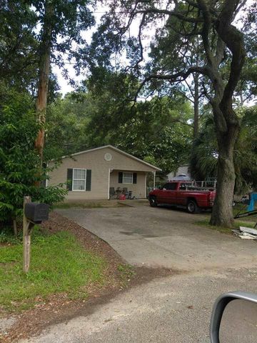 909 Krasnosky Ave, Pensacola, FL 32505-6903