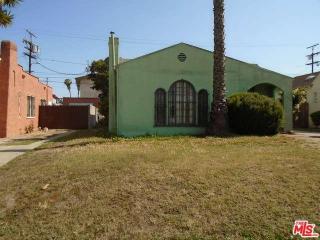 1942 71st St, Los Angeles, CA 90001-2219