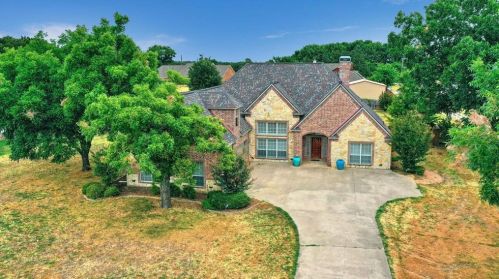 30 Tananger Springs Dr, Denison, TX 75021-8047