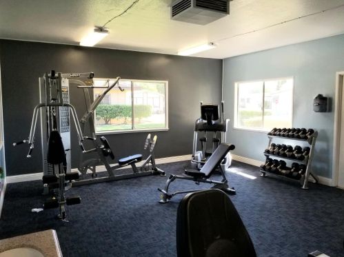 39 Clipper Ln, Modesto CA  95356-1711 exterior