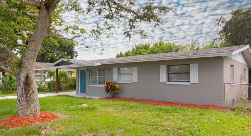2555 Stratford Dr, Cocoa, FL 32926-4318