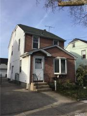37 Princeton St, Williston Park NY  11596-1326 exterior