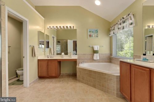 14149 Murphy Ter, Gainesville VA  20155-1725 exterior