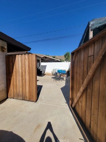 731 Lake St, Lake Elsinore CA  92530-4345 exterior