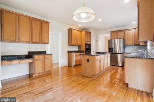 15046 Gaines Mill Cir, Haymarket VA  20169-4500 exterior