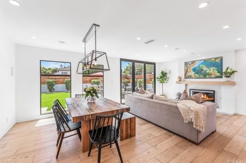 117 Harvard Ln, Seal Beach CA  90740-2508 exterior