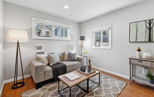 2924 61st Ave, Oakland CA  94605-1517 exterior