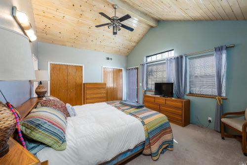 359 Laurel St, Willits CA  95490-3703 exterior