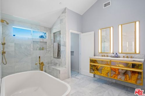 4552 Ethel Ave, North Hollywood CA  91605-4703 exterior