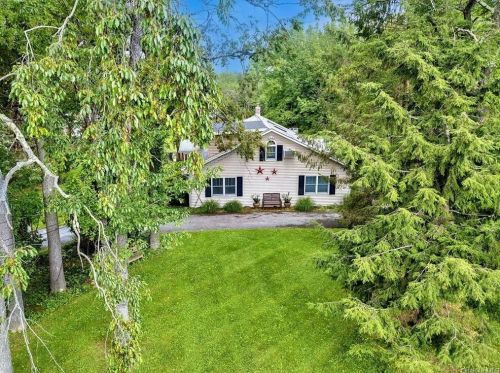 169 Lime Ridge Rd, Poughquag NY  12570-5449 exterior