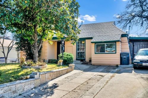 402 Clarendon Dr, Dallas, TX 75208-6815