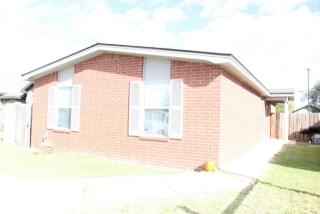 614 Locust St, Idalou, TX 79329-4103