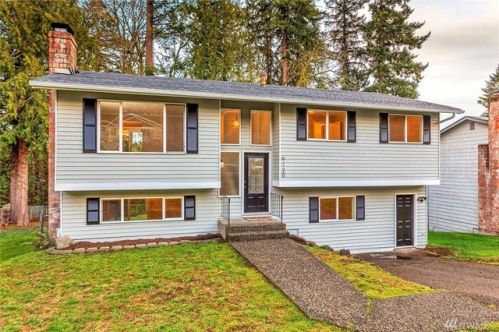 9120 Kristi Ct, Bremerton, WA 98311-9010