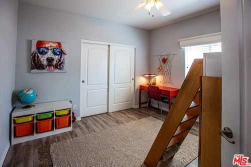 1302 Zuni Ln, Topanga CA  90290-4479 exterior