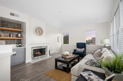 2823 Naples Ct, Orange, CA 92867-1660