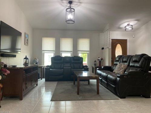 4139 6th Ave, Cape Coral FL  33914-5815 exterior