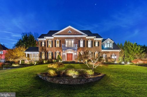 5605 Mendelmore Way, Haymarket, VA 20169-2677