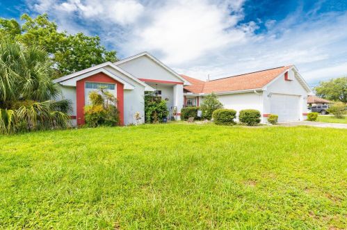 8476 Northcliffe Blvd, Brooksville, FL 34606-1142