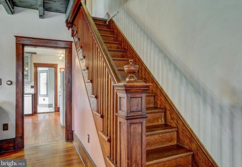 546 Orange St, Lancaster PA  17603-3669 exterior