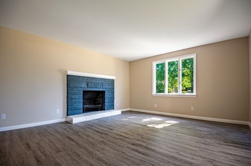 60 Wick Ave, Hermitage PA  16148-1811 exterior